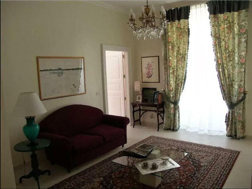 Casa di Ida Bed & Breakfast Locri Bagian luar foto